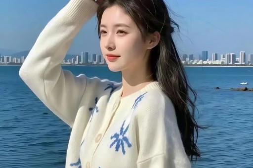 男星恋上网红女友全网热议吵翻了天这瓜到底香不香？